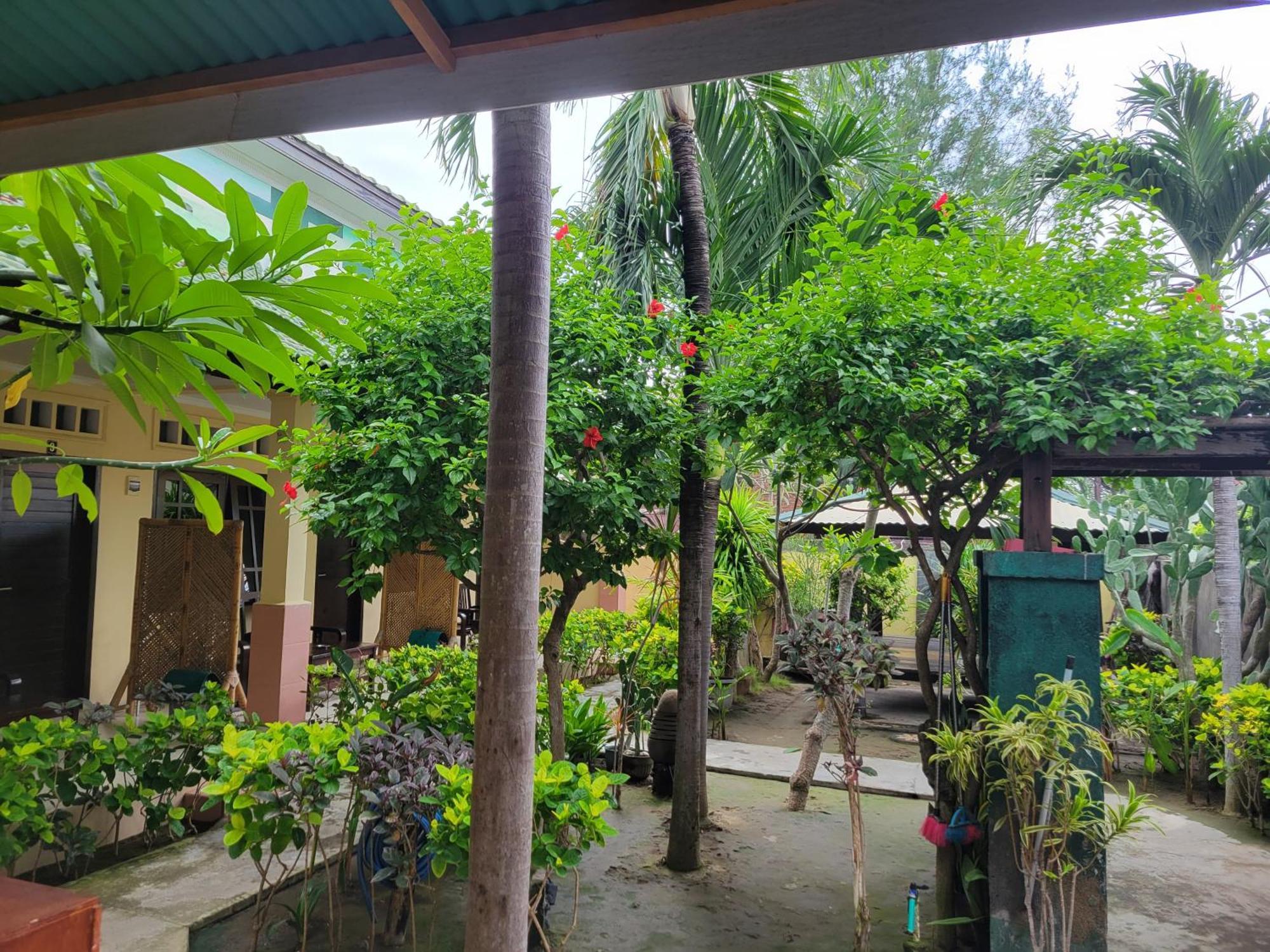 Koi Gili Guest House Gili Trawangan Exteriör bild