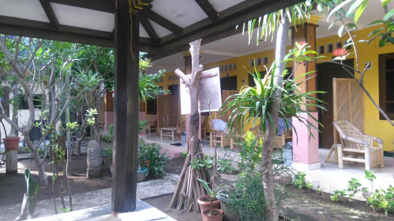 Koi Gili Guest House Gili Trawangan Exteriör bild